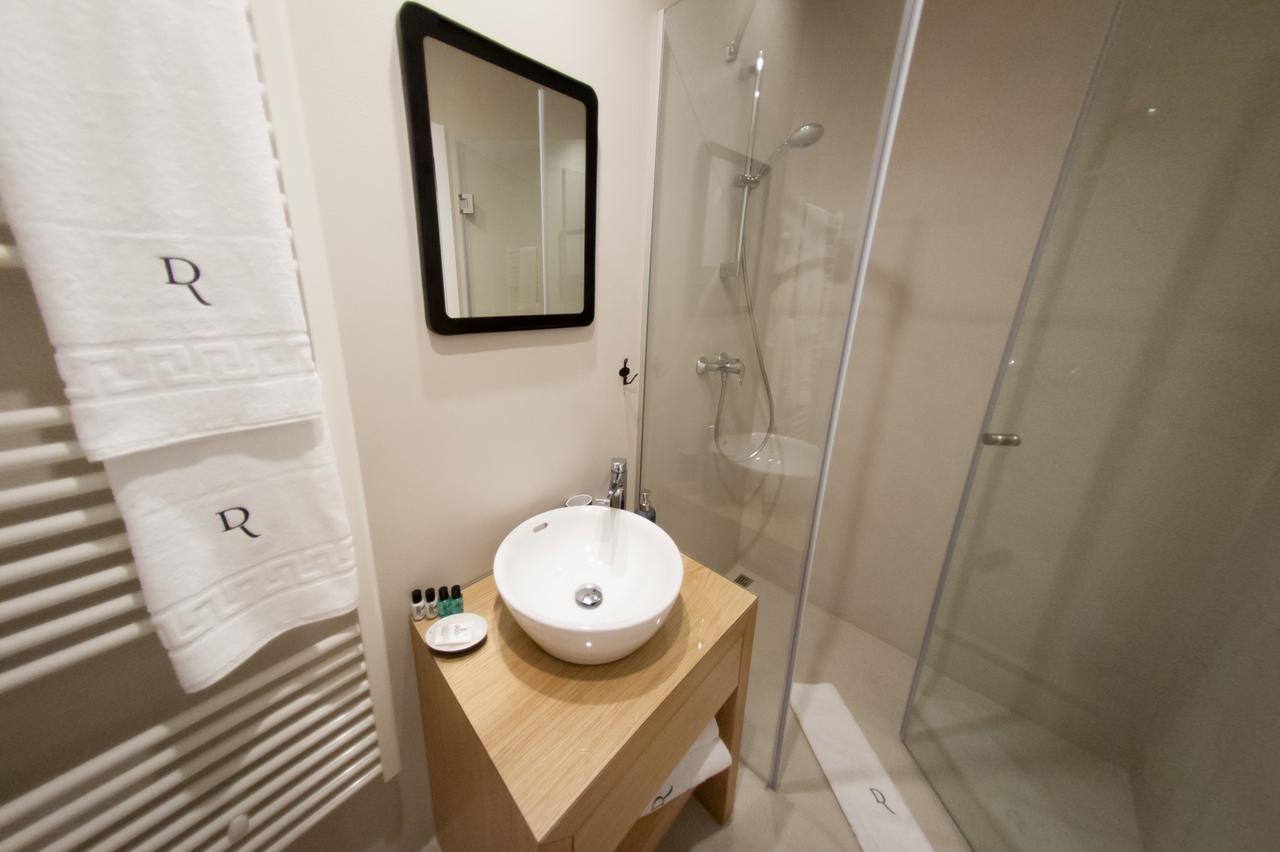 Domus Romana Lux Bed and Breakfast Zara Esterno foto