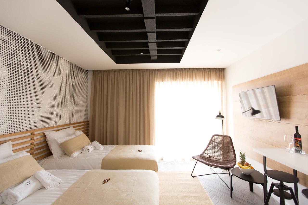 Domus Romana Lux Bed and Breakfast Zara Esterno foto